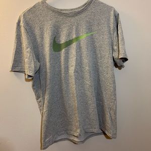 Nike T-shirt